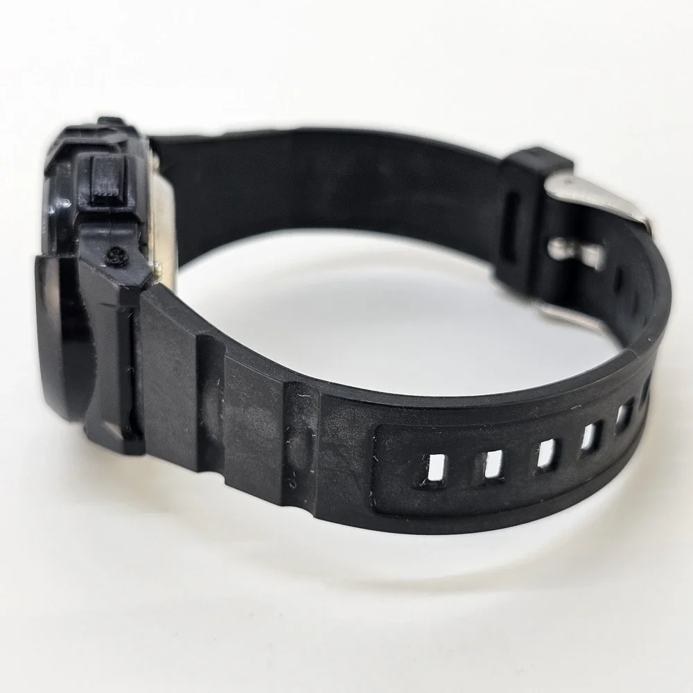 Women's Digital Sports Watch 38MM Black Plastic Bands Light NEW Battery